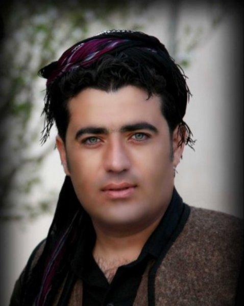 آیت احمد نژاد هر من بی کسم